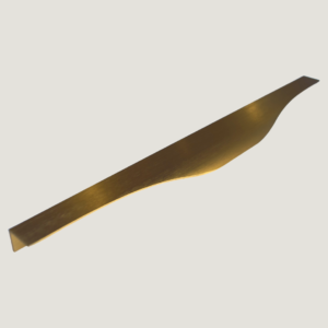 Handles: 'Noma Lip Pull Bronze'