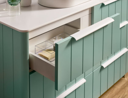 Linear Grand Vanity custom bathroom cabinet for storage