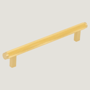 Handles: 'Bellevue Pull Brass'