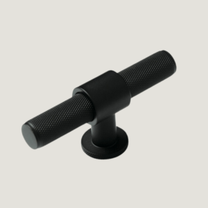 Handles: 'Belgravia Knob black'