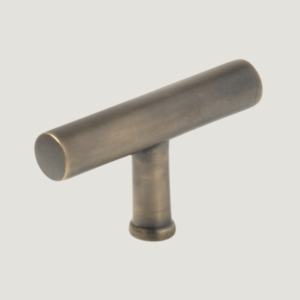 Handles: 'Strano Knob Antique Brass'